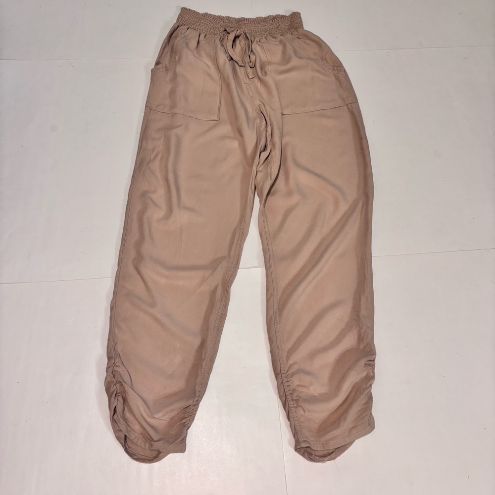 Ci Sono Beige Textured Pants - Picture 2 of 10